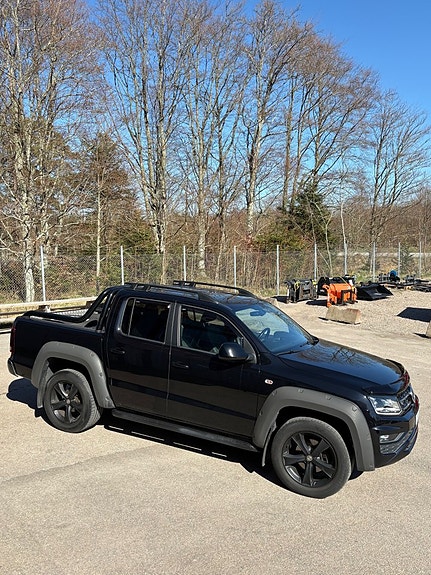 Volkswagen Amarok 4 of 11