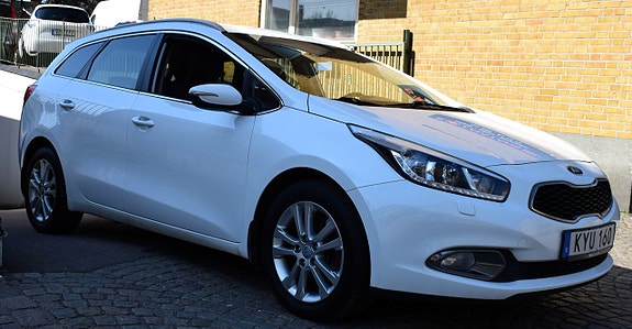 Kia Ceed 2 of 8