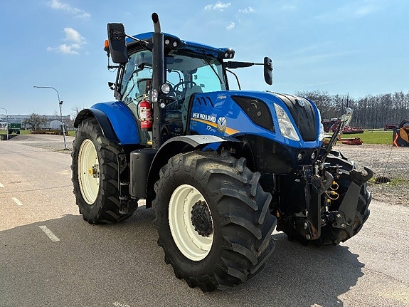 New Holland T 7.270 AC 2 of 11