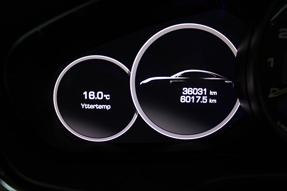 Porsche Panamera 4 13 of 21