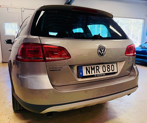 Volkswagen Passat Alltrack 6 of 20
