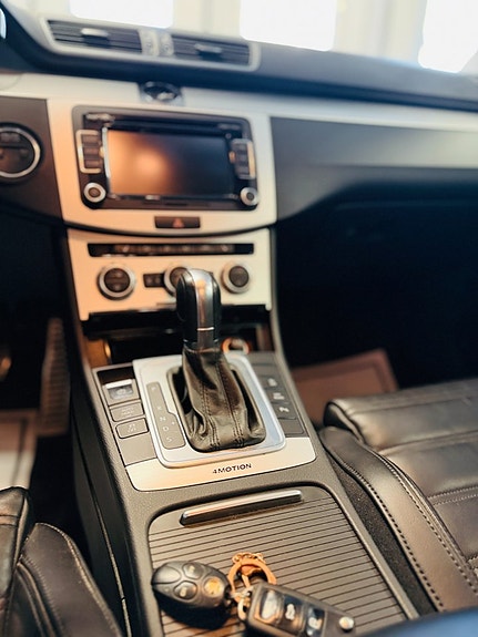 Volkswagen Passat Alltrack 16 of 20