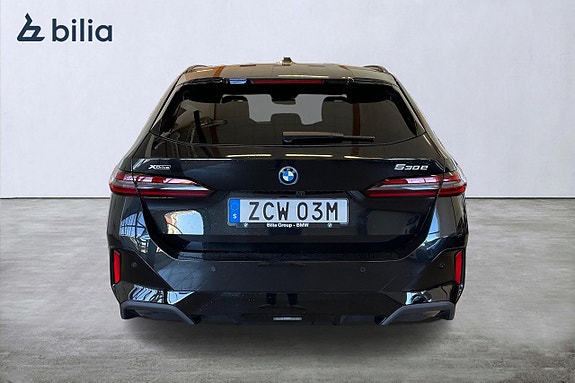 BMW 530e 4 of 20