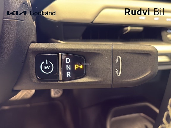 Kia EV4 12 of 14