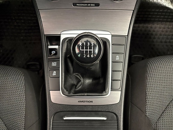 Volkswagen Passat 7 of 10