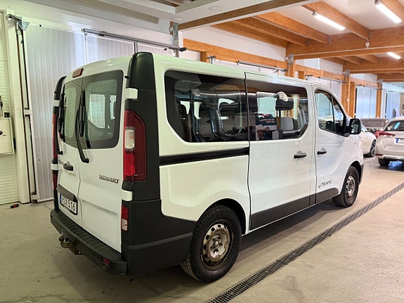 Renault Trafic 16 of 21