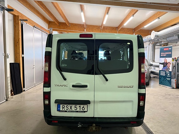 Renault Trafic 17 of 21