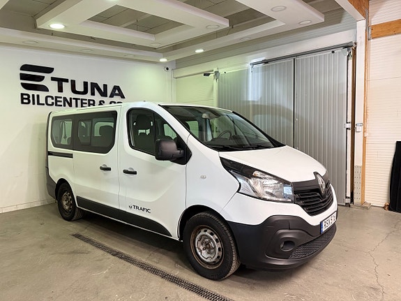 Renault Trafic 3 of 5