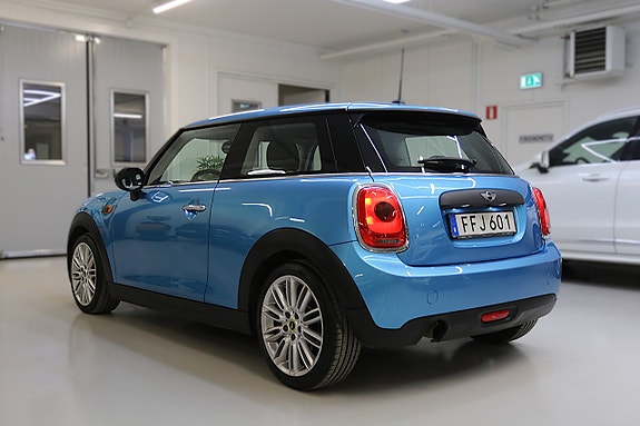 MINI One 6 of 18