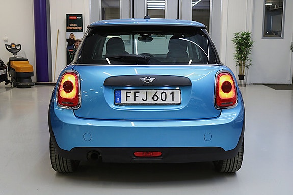 MINI One 5 of 5