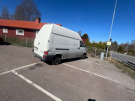 Volkswagen Transporter 3 of 16