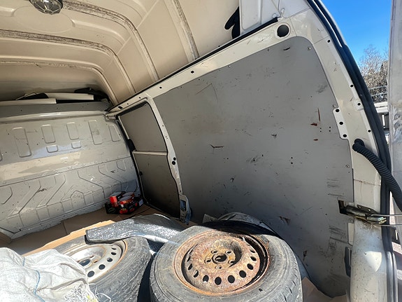 Volkswagen Transporter 7 of 16