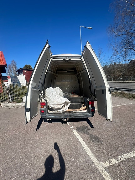 Volkswagen Transporter 6 of 16