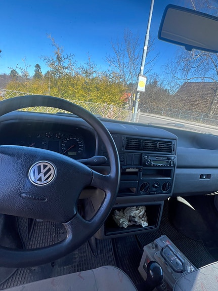 Volkswagen Transporter 14 of 16