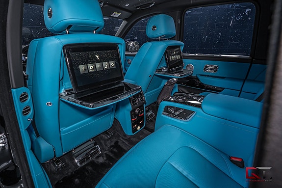 Rolls Royce Cullinan 24 of 27
