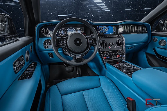 Rolls Royce Cullinan 13 of 27