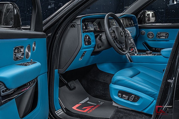 Rolls Royce Cullinan 11 of 27
