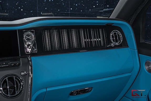 Rolls Royce Cullinan 21 of 27