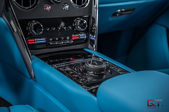 Rolls Royce Cullinan 19 of 27