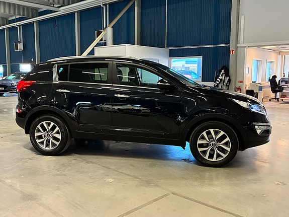 Kia Sportage 2 of 5
