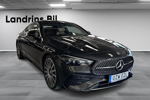 Mercedes-Benz CLE300 3 of 5