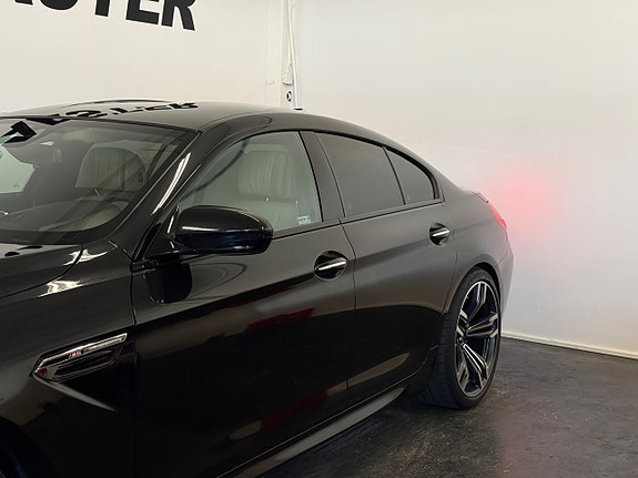 BMW M6 2 of 27