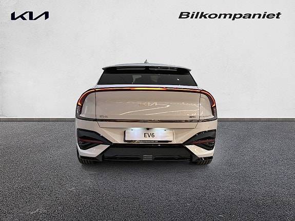 Kia EV6 5 of 5