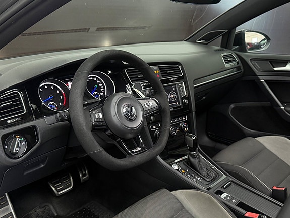 Volkswagen Golf I 2 of 5