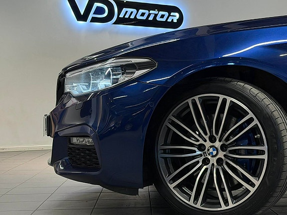 BMW 530i 12 of 25