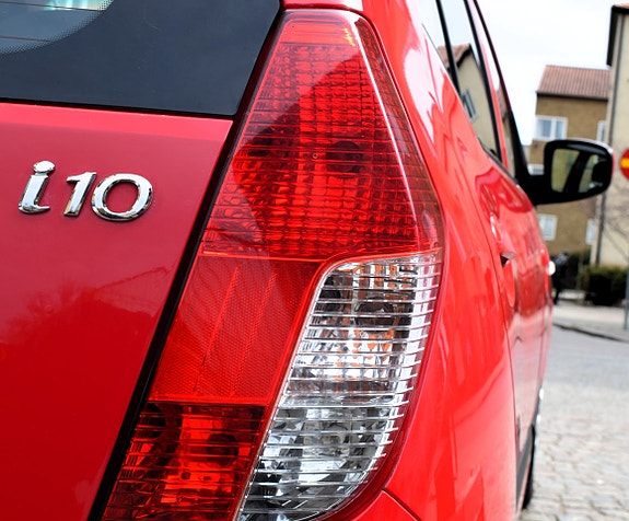 Hyundai i10 4 of 5