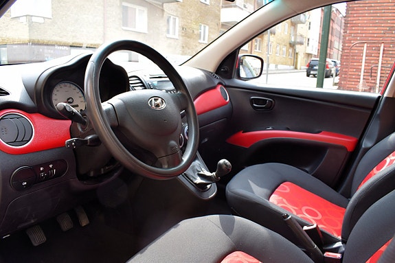 Hyundai i10 5 of 5