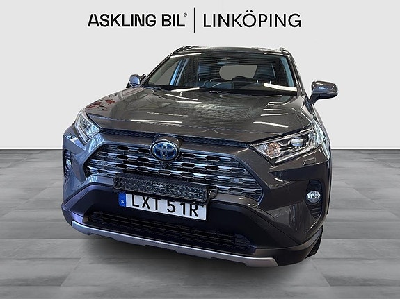 Toyota RAV4 5 of 21
