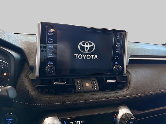 Toyota RAV4 18 of 21