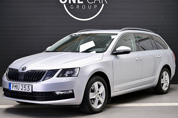 Skoda Octavia 2 of 5