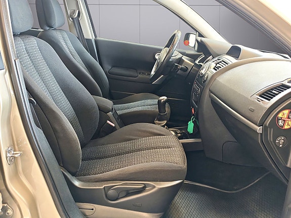 Renault Megane 14 of 22