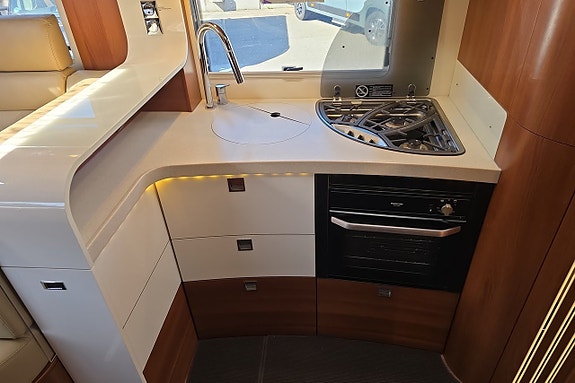 Carthago Liner For Two 53 L 160hk Hydraliska, Solceller, Inverter, Soffgrupp bak 15 of 30