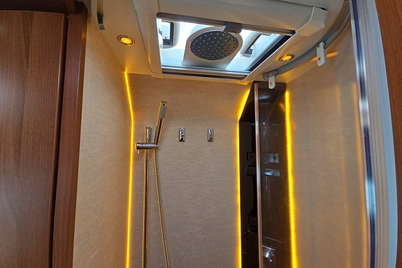 Carthago Liner For Two 53 L 160hk Hydraliska, Solceller, Inverter, Soffgrupp bak 22 of 30