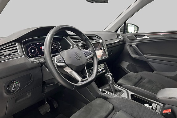Volkswagen Tiguan 13 of 23