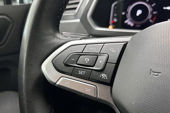 Volkswagen Tiguan 22 of 23