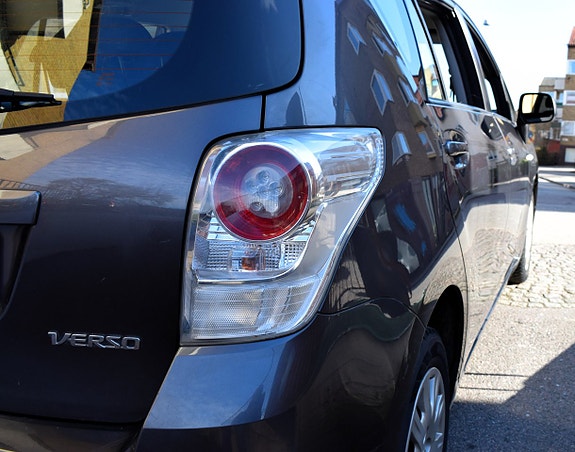 Toyota Verso 7 of 10