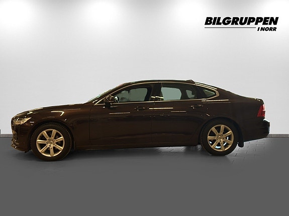 Volvo S90 4 of 5