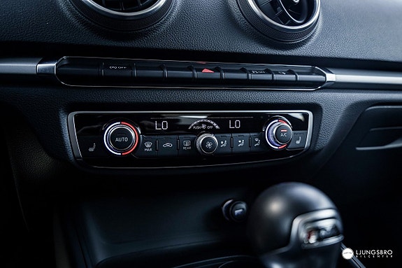Audi A3 8 of 13