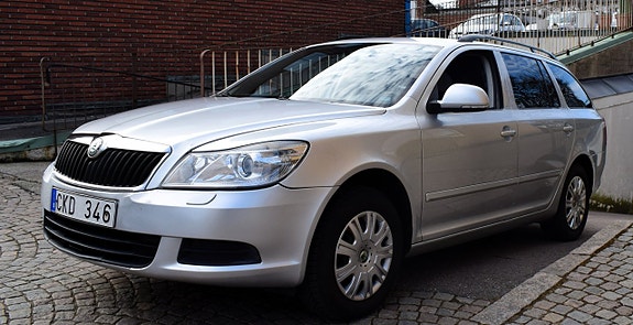 Skoda Octavia 3 of 5