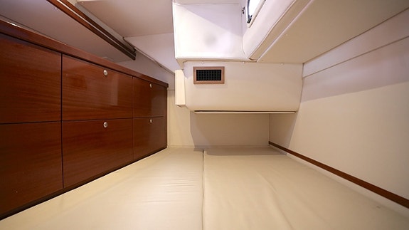 Hanse 461e / 2005 11 of 15
