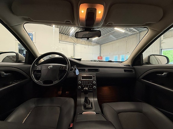 Volvo V70 11 of 11