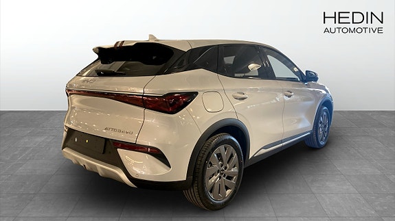 BYD Atto 3 2 of 5