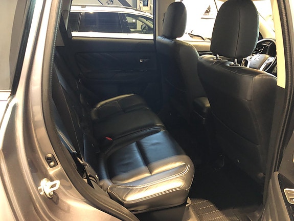 Mitsubishi Outlander 6 of 9