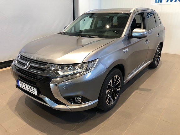 Mitsubishi Outlander 2 of 9