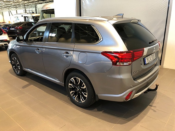 Mitsubishi Outlander 4 of 9