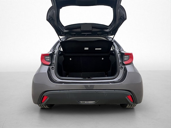 Toyota Yaris 23 of 27
